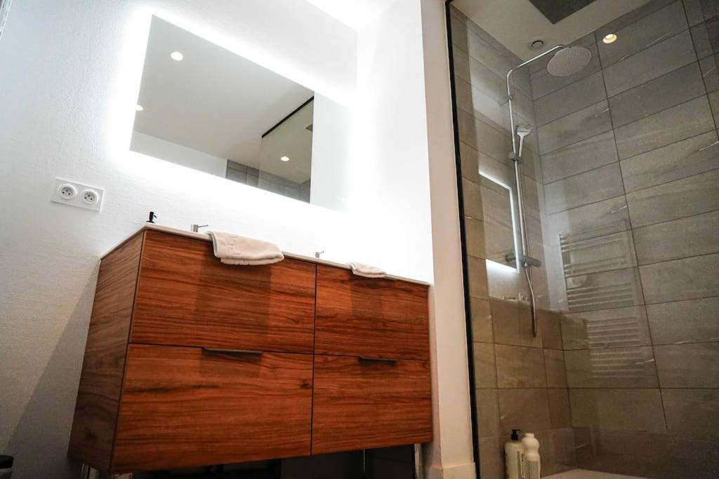 Le Rive Hugo • Elegance & Art De Vivre Lejlighed Châteauroux Eksteriør billede